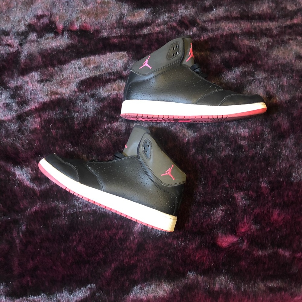 Nike Jordan youth size 8